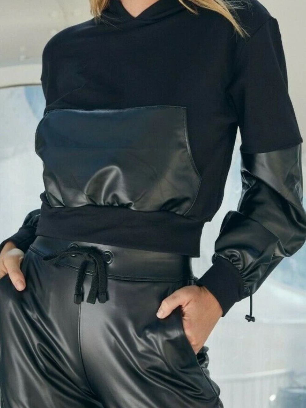 Midnight Hoodie Black Long Sleeve Faux Leather/Cropped/Black/ NOLI Yoga